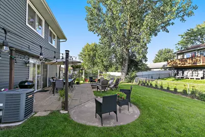 17 Joslyn Drive, Elgin, IL 60120 - Photo 29