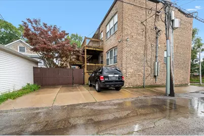 2458 W Grace Street #2, Chicago, IL 60618 - Photo 19