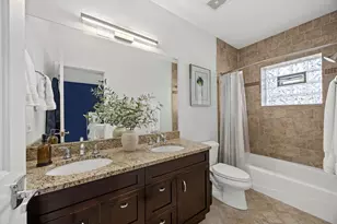 1916 W Belmont Ave, Chicago, IL 60657 - Photo 9