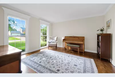 2031 Burnham Place, Wheaton, IL 60189 - Photo 17