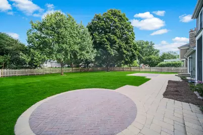 2031 Burnham Place, Wheaton, IL 60189 - Photo 35