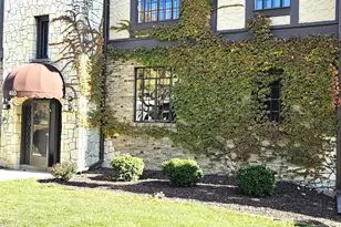 410 N Raynor Ave, Joliet, IL 60435 - Photo 5