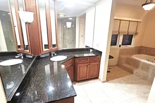 410 N Raynor Ave, Joliet, IL 60435 - Photo 39