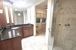 410 N Raynor Ave, Joliet, IL 60435 - Photo 41
