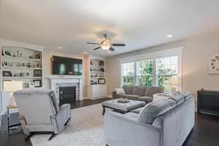 5808 Sugarberry Ave, Bloomington, IL 61705 - Photo 7