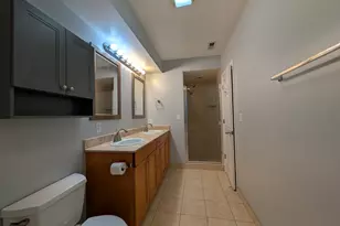 2451 W Harrison St, Chicago, IL 60612 - Photo 17