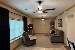 1713 E Rock Falls Rd, Rock Falls, IL 61071 - Photo 9