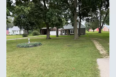 1713 E Rock Falls Road, Rock Falls, IL 61071 - Photo 1