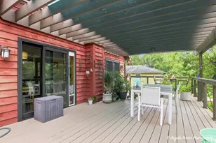 210 Maplewood Dr, Antioch, IL 60002 - Photo 31