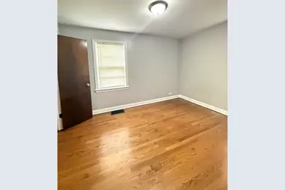 7529 W Rosedale Avenue, Chicago, IL 60631 - Photo 7