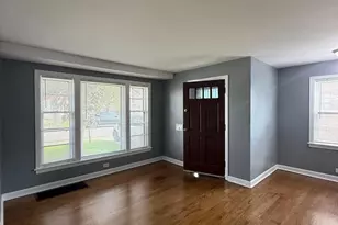 7529 W Rosedale Ave, Chicago, IL 60631 - Photo 3