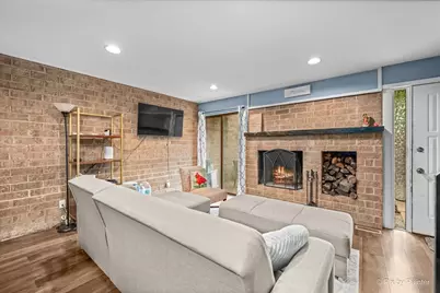 509 Kenneth Circle, Elgin, IL 60120 - Photo 13