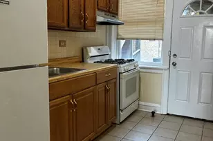2840 W Addison St, Chicago, IL 60618 - Photo 5