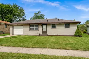 614 Overland Trail, Rockford, IL 61101 - Photo 1