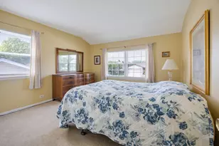 215 Parkchester Rd, Elk Grove Village, IL 60007 - Photo 13