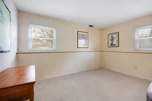 215 Parkchester Rd, Elk Grove Village, IL 60007 - Photo 19