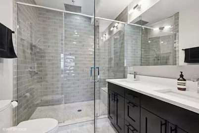 2550 W Fullerton Avenue #2D, Chicago, IL 60647 - Photo 11