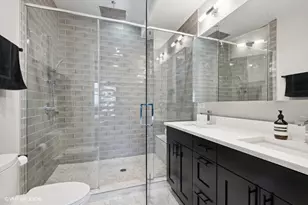 2550 W Fullerton Ave, Chicago, IL 60647 - Photo 11