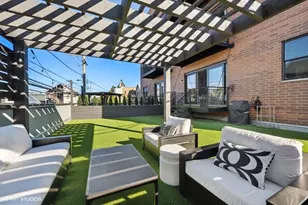 2550 W Fullerton Ave, Chicago, IL 60647 - Photo 21