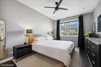 2550 W Fullerton Avenue #2D, Chicago, IL 60647 - Photo 9