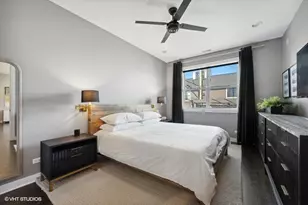 2550 W Fullerton Ave, Chicago, IL 60647 - Photo 9