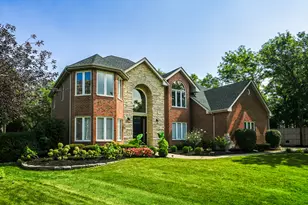 13701 Oak Tree Ln, Lemont, IL 60439 - Photo 3