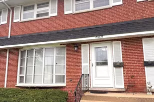 15W638 Virginia Ln, Elmhurst, IL 60126 - Photo 1