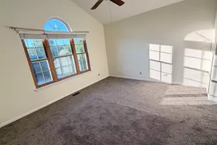 [Address not provided], Hoffman Estates, IL 60169 - Photo 13