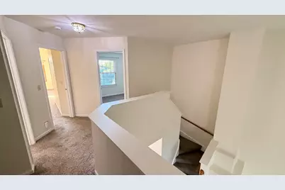 [Address not provided], Hoffman Estates, IL 60169 - Photo 21
