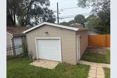 9748 S Ellis Avenue, Chicago, IL 60628 - Photo 15
