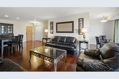 [Address not provided], Glenview, IL 60025 - Photo 7