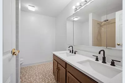 [Address not provided], Glenview, IL 60025 - Photo 17