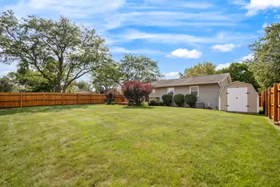 1067 Grissom Trail, Elk Grove Village, IL 60007 - Photo 21
