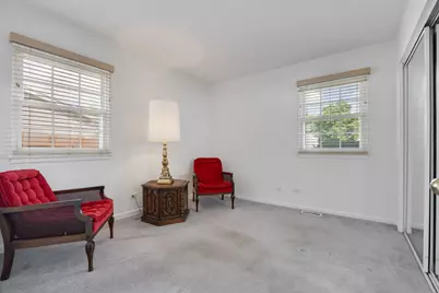 1067 Grissom Trail, Elk Grove Village, IL 60007 - Photo 17