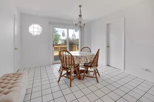 1067 Grissom Trail, Elk Grove Village, IL 60007 - Photo 5