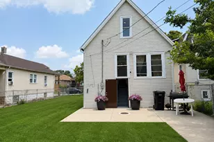 9236 S Blackstone Ave, Chicago, IL 60619 - Photo 19