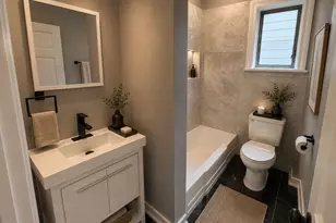 9236 S Blackstone Ave, Chicago, IL 60619 - Photo 7