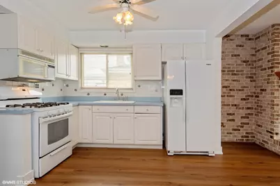 8223 N Washington Street, Niles, IL 60714 - Photo 9