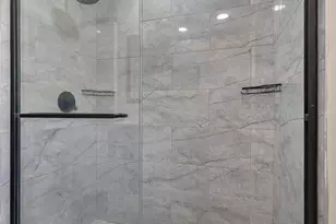 7248 N Ridge Blvd, Chicago, IL 60645 - Photo 21