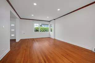 7248 N Ridge Blvd, Chicago, IL 60645 - Photo 5