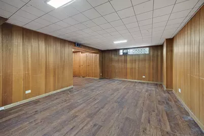 7248 N Ridge Boulevard, Chicago, IL 60645 - Photo 23