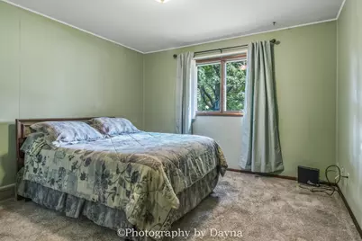 6070 Darline Drive, Saint Anne, IL 60964 - Photo 11