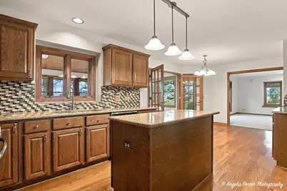 1809 Elm Street, Spring Grove, IL 60081 - Photo 7