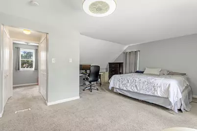 309 E Walnut Street, Roselle, IL 60172 - Photo 17