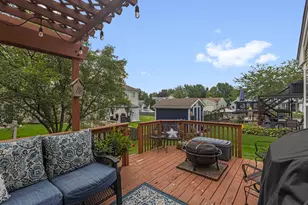2309 Meadows Ln, Round Lake Beach, IL 60073 - Photo 23