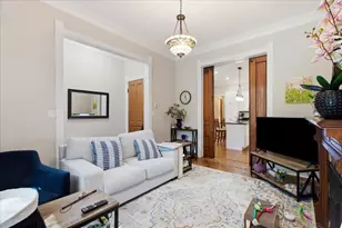 224 W St Paul Ave, Chicago, IL 60614 - Photo 3