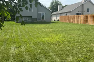 1622 Liberty St, Hanover Park, IL 60133 - Photo 21