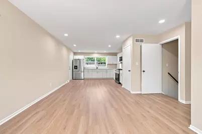 509 N Park Avenue, Aurora, IL 60506 - Photo 7