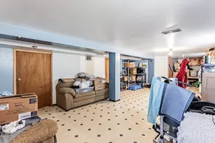 11120 S Ewing Ave, Chicago, IL 60617 - Photo 11