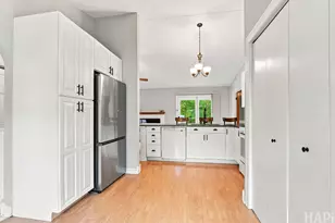 629 Eastport Ct, Island Lake, IL 60042 - Photo 7